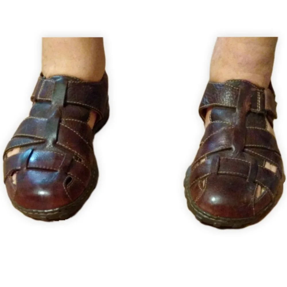 Bórn Handcrafted Leather Sandals - Picture 2 of 9